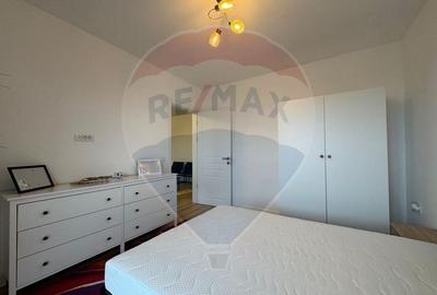 Apartament cu 2 camere semidecomandat, mobilat în Sud - 4