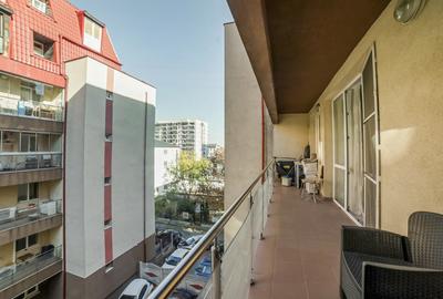 Metrou 1 Decembrie*Loc Parcare*Et 3/5*2007*Aleea Mizil - 8