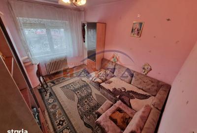 Apartament cu 3 camere decomandat în Central - 3
