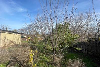 Teren Construcții intravilan de 521 mp, în Est - 3