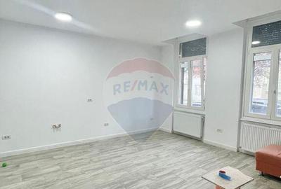 Casa / Spatiu comercial cu 6 camere de inchiriat in zo... - 3