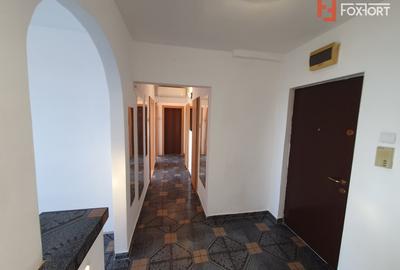 Apartament cu 3 camere decomandat în Șagului - 23