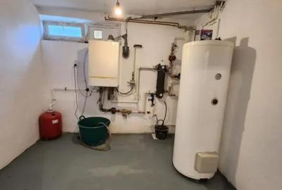 Casă cu 7 camere cu Teren 26417 Mp în Vălenii de Munte - 15