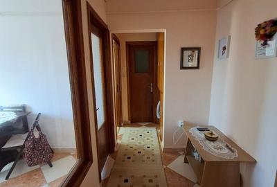 Apartament cu 3 camere decomandat în Tomis Nord - 11