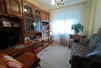 Apartament cu 4 camere decomandat în Central - 2