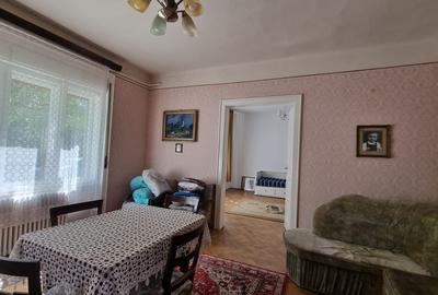 Casă individuală cu 3 camere cu Canalizare în Titulescu - 4