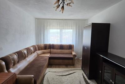 Apartament cu 3 camere semidecomandat în Central - 4