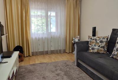 Apartament cu 4 camere decomandat în Canta - 2