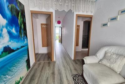 Casă cu 6 camere în Eforie - 1