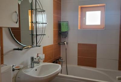 Apartament decomandat, mobilat în Uverturii - 5