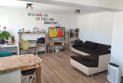 Apartament 3 camere decomandat - 1