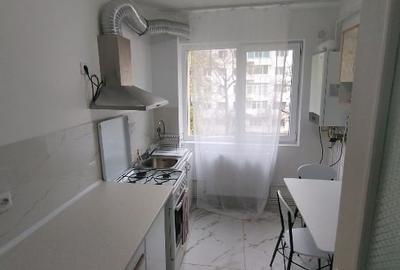 Inchiriez apartament - 2