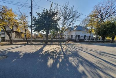 Casă cu 4 camere în Drăgănești-Olt - 11