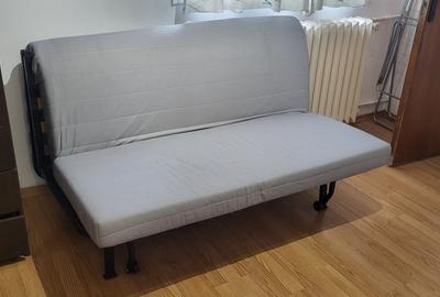 Garsonieră semidecomandată în Titan