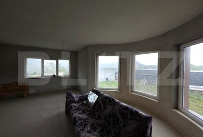 Casa cu 5 camere, 300 mp, teren 27 ari, Valea Rusului - 16