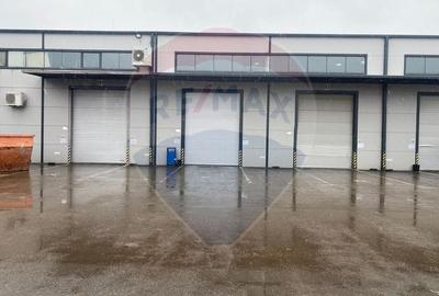 Spațiu industrial, de 2,074 mp, în Central - 3