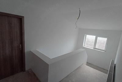 Casă cu Teren 470 Mp în Vinga - 2