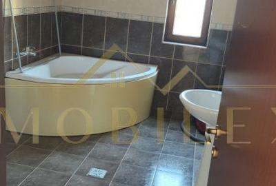 Apartament cu 3 camere în Andrei Mureșanu