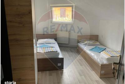 Casă cu 4 camere cu Teren 300 Mp în Central - 8