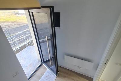 Casă cu 6 camere cu Teren 382 Mp în Central - 18