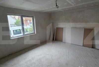 Casă cu 3 camere cu Teren 400 Mp în Central - 3