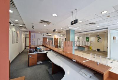 Spațiu comercial, de 275 mp, în P-ța Muncii - 1