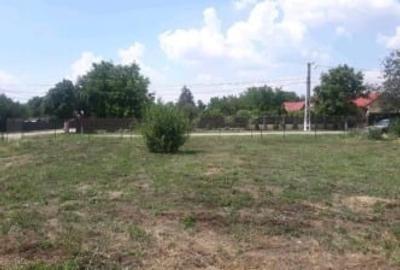 Teren de vânzare cu casa - 2