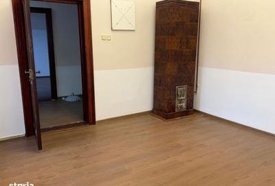 Casă cu 3 camere în Central - 13