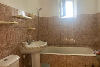 55000EUR!Apartament 3 camere,70mp,dec,la 2 min de centru 55000EUR!Apartament 3 camere,70mp,dec,la 2 min de centru - 1