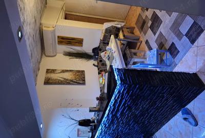 Apartament 3 camere Comuna 1 Decembrie - 8