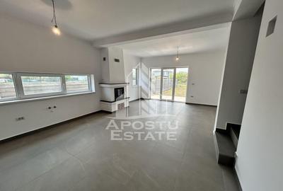 Casă cu 4 camere cu Teren 325 Mp în Becicherecu Mic - 1