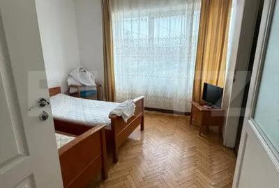 Casă cu 10 camere cu Teren 380 Mp în Spitalul Județean - 10