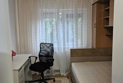 Apartament cu 3 camere decomandat în Central - 3