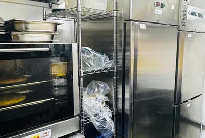 Spațiu comercial, de 97 mp, în Central - 1