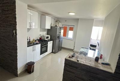 Apartament cu 2 camere decomandat în Uiești - 2