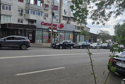 Apartament cu 3 camere semidecomandat în Faleză - 2