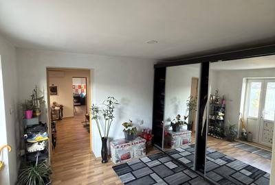 Casă cu 3 camere în Chercea - 8