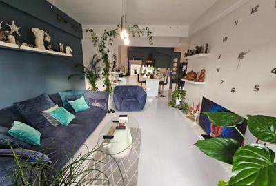 Apartament cu 3 camere decomandat, mobilat în Universitate