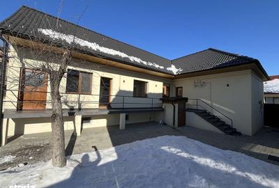 Casă cu 3 camere în Central