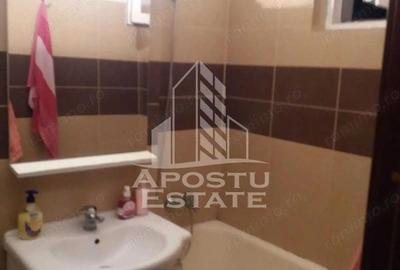 Apartament 3 camere, centrala proprie, zona Olimpia. - 2