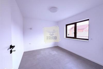 Casă cu 5 camere cu Teren 427 Mp în Central - 2