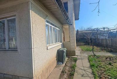 Casă cu 5 camere cu Teren 1000 Mp în Dărmănești - 6