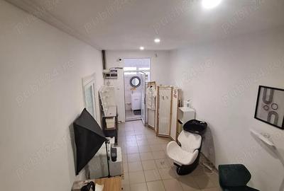 Spațiu comercial, de 64 mp, în Central