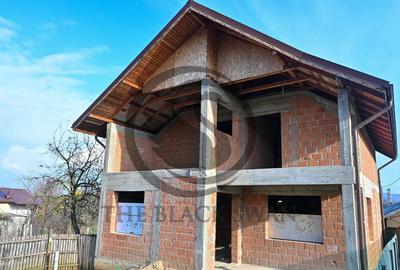 Casa la rosu de vanzare | Iordacheanu - Valea Cucului | C... - 1
