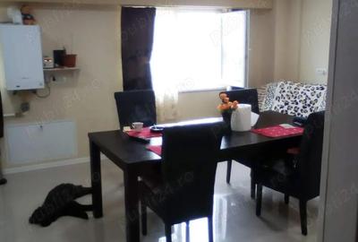 Apartament cu 3 camere decomandat în Central - 2