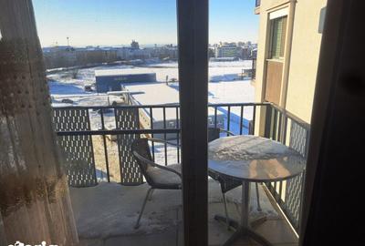Apartament cu 3 camere în Traian - 9