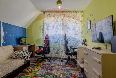 Casă cu 5 camere cu Teren 540 Mp în Ucea - 5