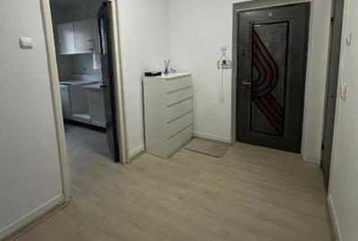 Apartament cu 2 camere decomandat în Poiana - 3