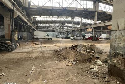 Spațiu comercial, de 50 mp, în Central - 4