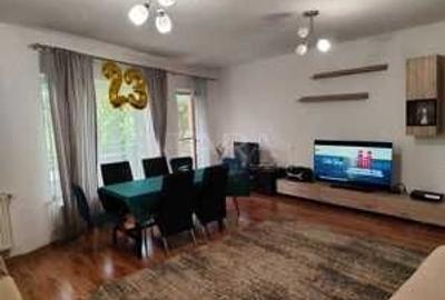 Casă individuală cu 7 camere cu Canalizare în Gruia